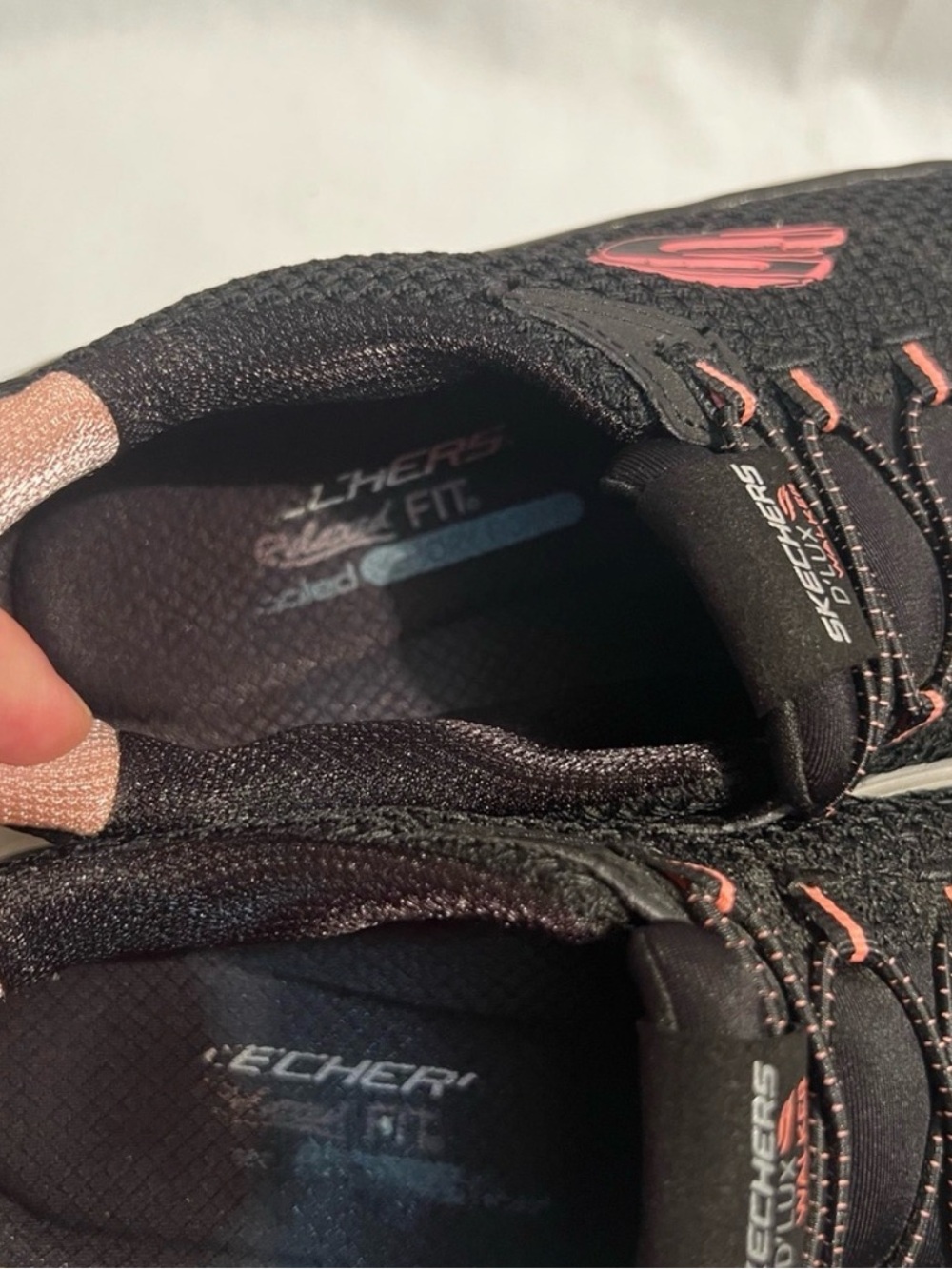 Skechers D'LUX Walker Black with Pink Accent Women's Sneakers - Picture 7 of 8